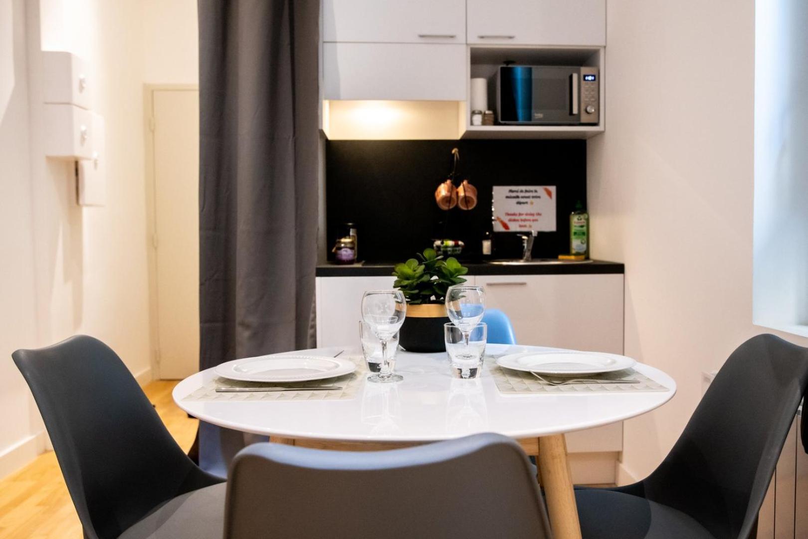 Le St Germain - Petillant Studio Decore Avec Gout En Centre-Ville Ліон Екстер'єр фото