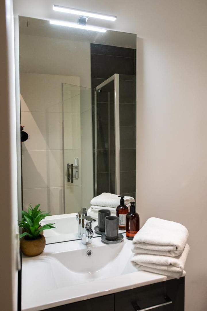 Le St Germain - Petillant Studio Decore Avec Gout En Centre-Ville Ліон Екстер'єр фото